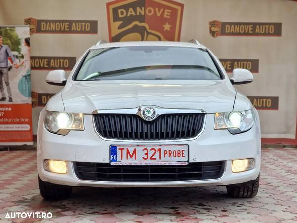 Skoda Superb Combi 2.0 TDI Active - 2