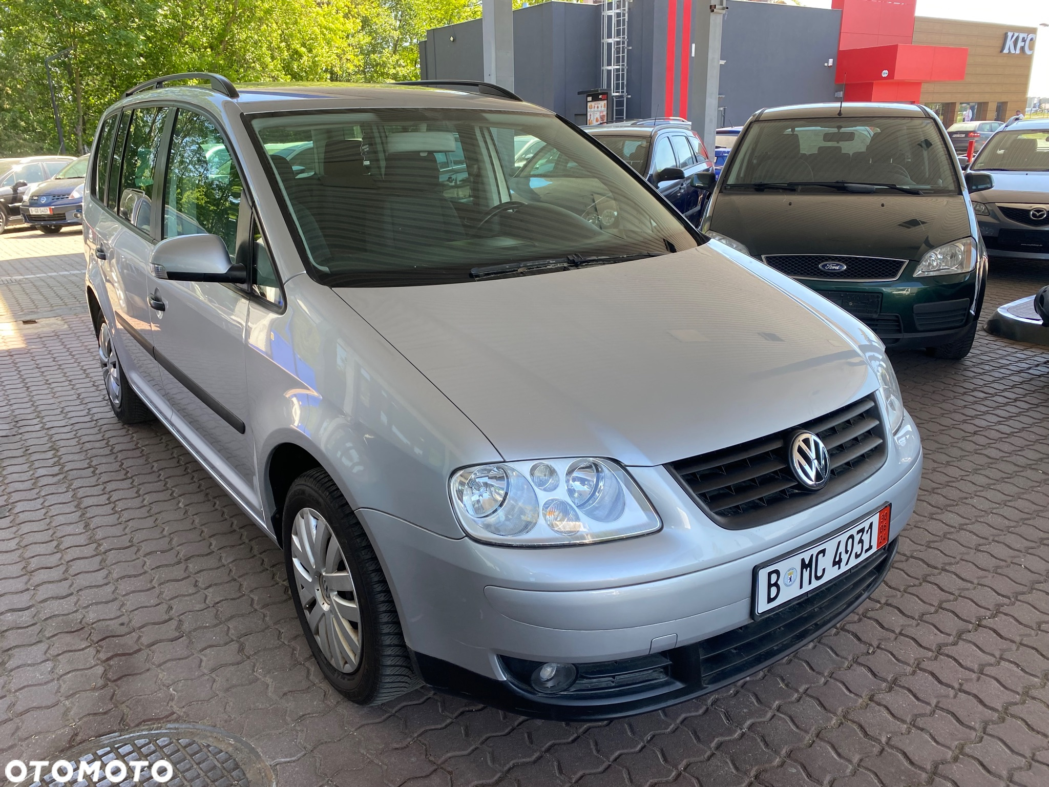 Volkswagen Touran - 15