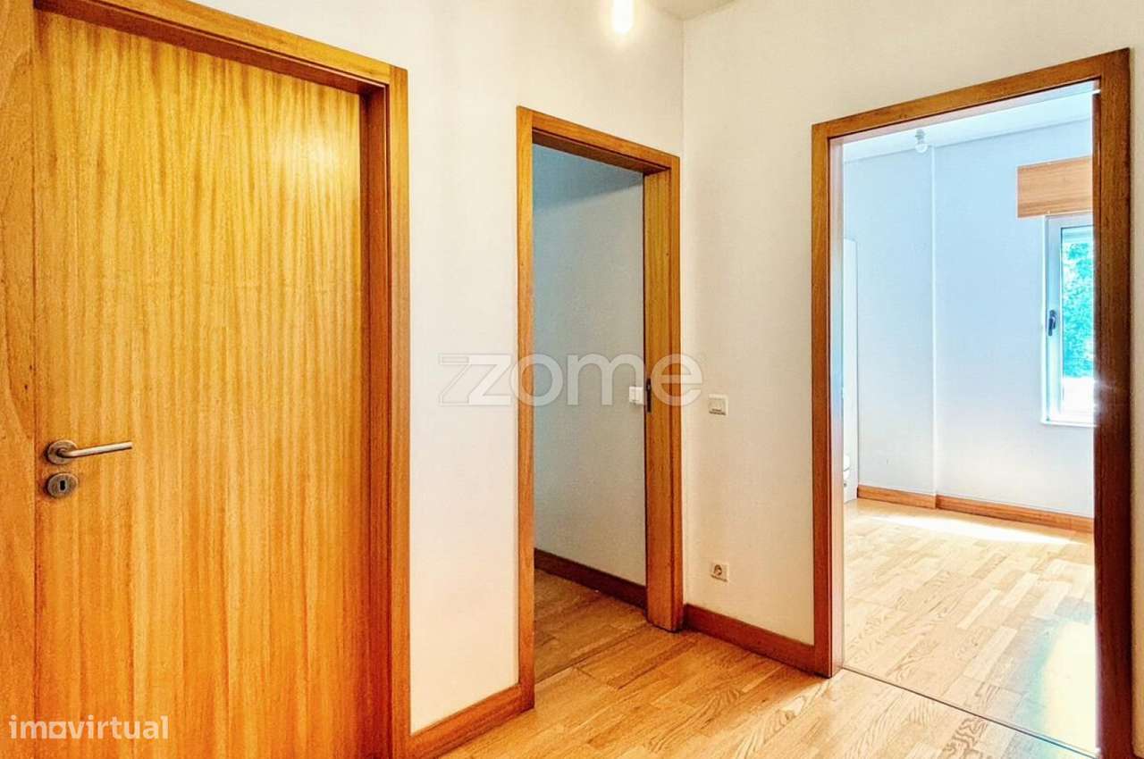 Apartamento T4 ISCAP-8