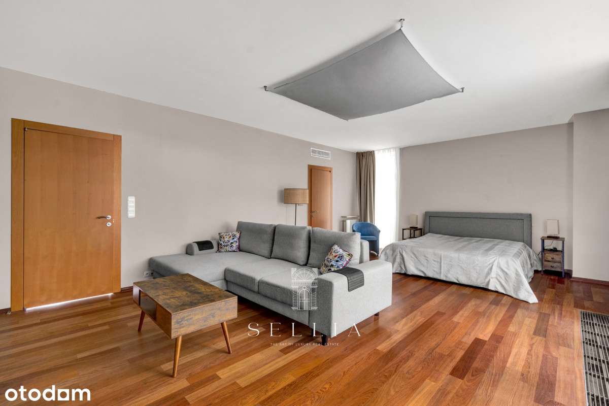 Luksusowa rezydencja z basenem w Strefie A-14