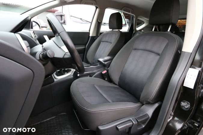 Nissan Qashqai 1.6 acenta - 17