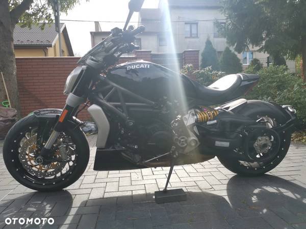 Ducati Diavel - 14