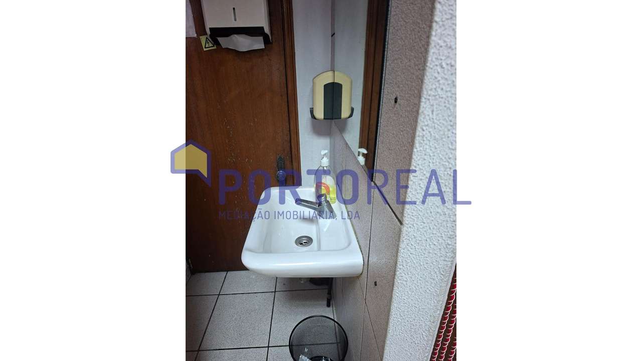 Trespasse Pastelaria em Fânzeres-12