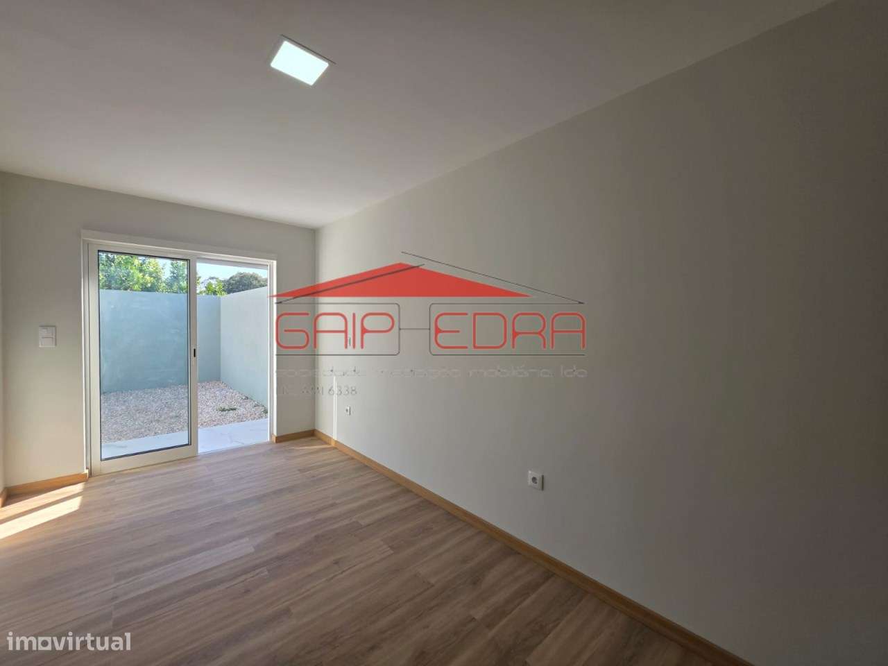 Casa térrea com jardim e terraço reconstruída Aveiro-12