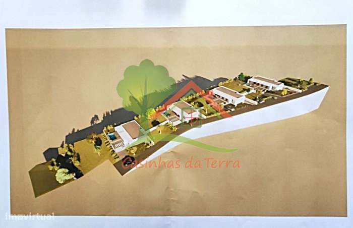 Terreno urbano para construção de 4 moradias - Grande imagem: 1/15