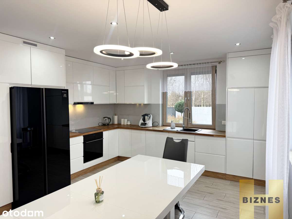 Nowy dom w zielonej okolicy!-3