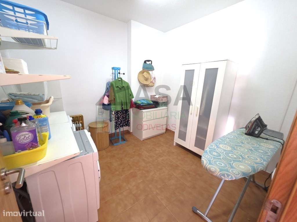 Moradia T4 com Garagem de 48 m² e Mais de 120 m² de Logradouro-49