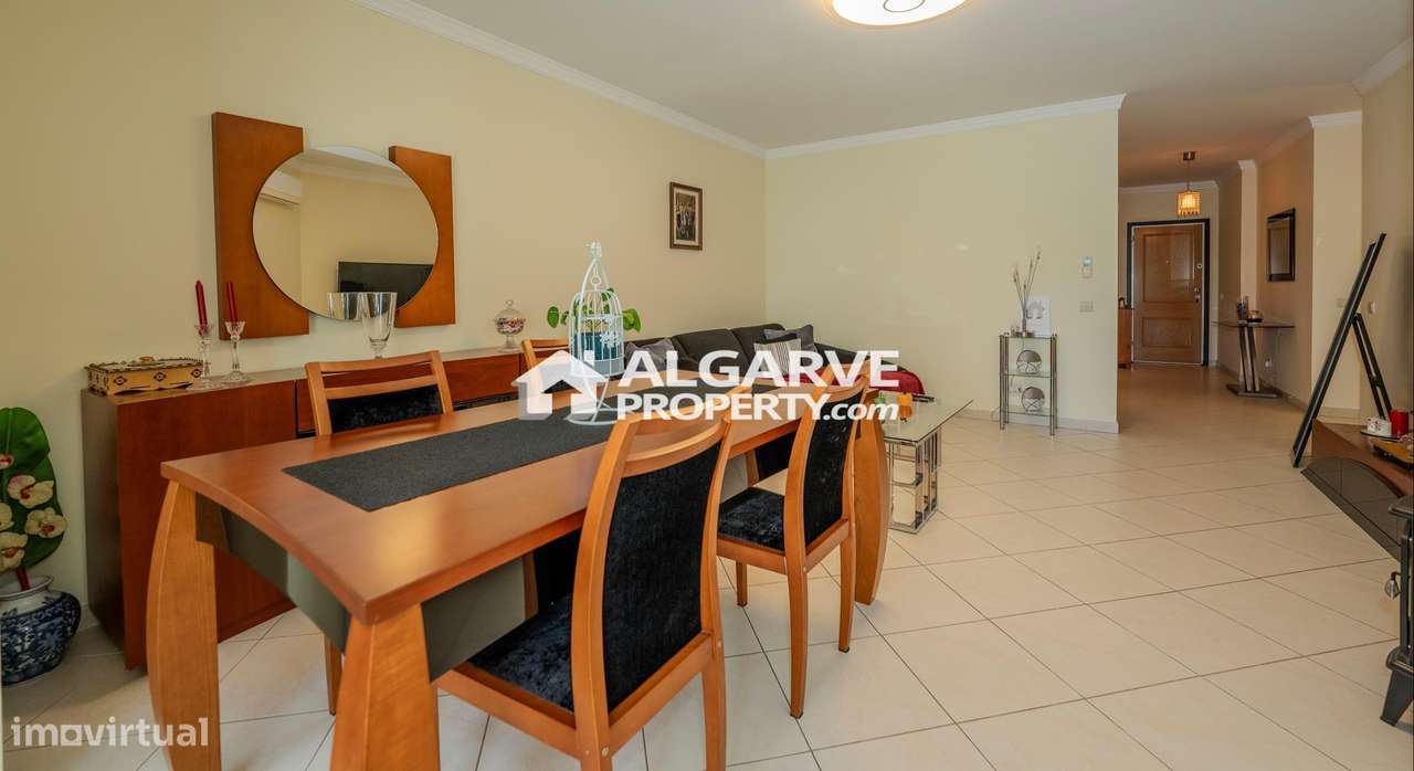 Espaçoso apartamento T2 proximo da praia, Quarteira, Algarve - Grande imagem: 4/26