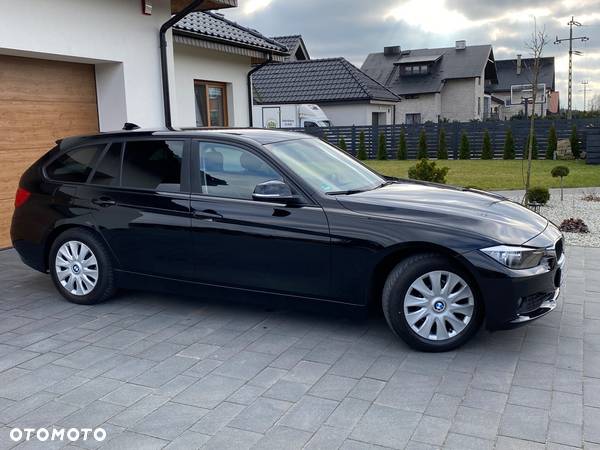 BMW Seria 3 316d Luxury Line - 12
