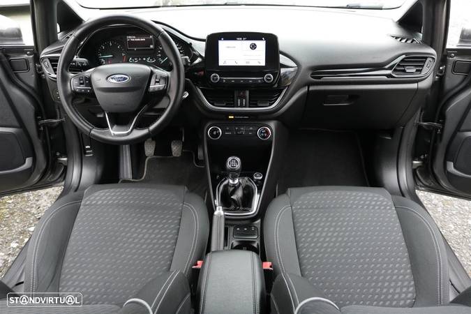 Ford Fiesta 1.5 TDCi Titanium - 25