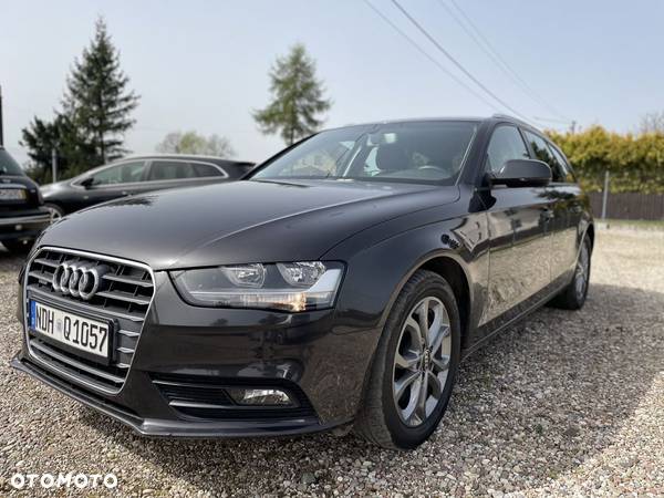 Audi A4 2.0 TFSI Quattro - 1