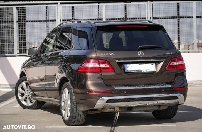 Mercedes-Benz ML 250 BlueTec 4MATIC Aut - 5