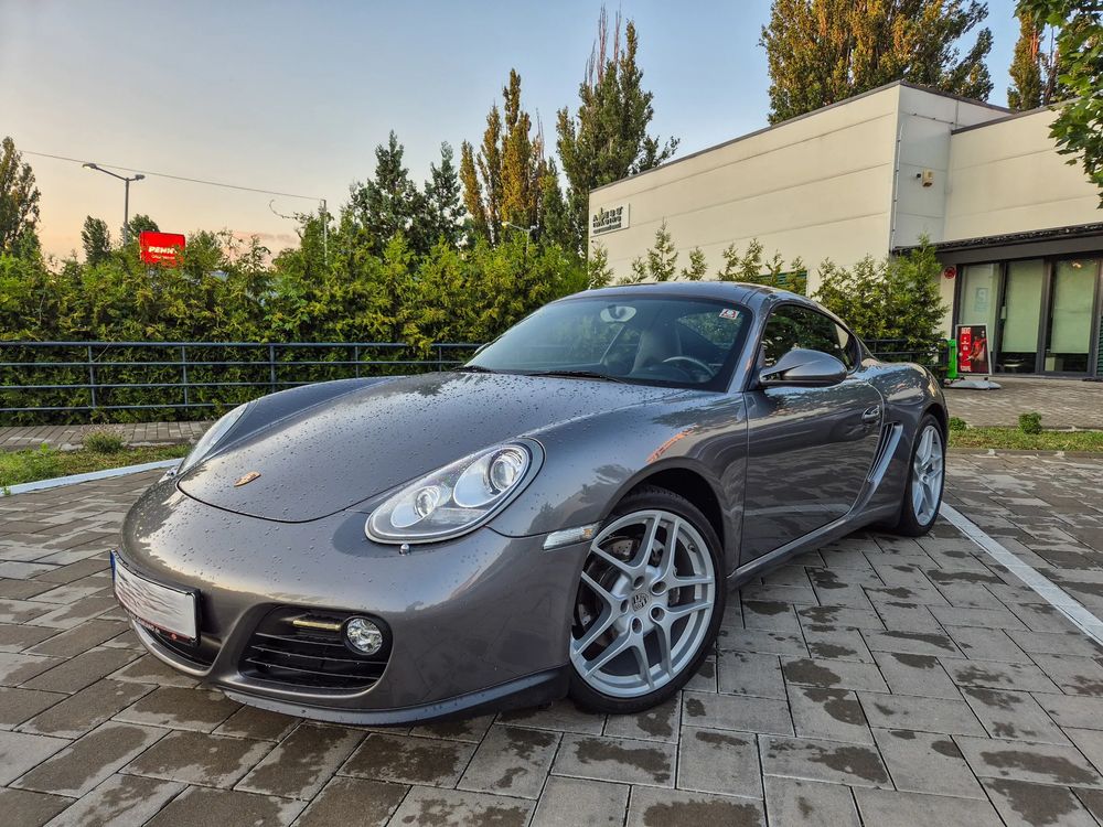 Porsche Cayman 2012