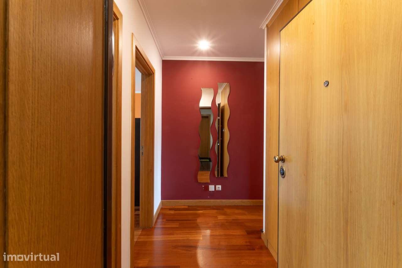 Viver a 250 m do Mar | T2 com Garagem Box + 1 Lugar em Espinho SD/CO - Grande imagem: 3/23