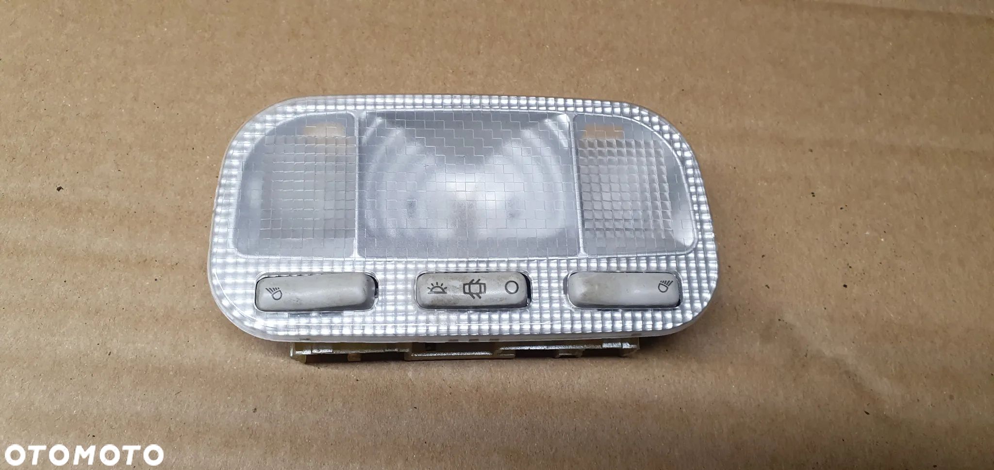 Lampka oświetlenie kabiny podsufitki Citroen C5 III 9680713880 - 1