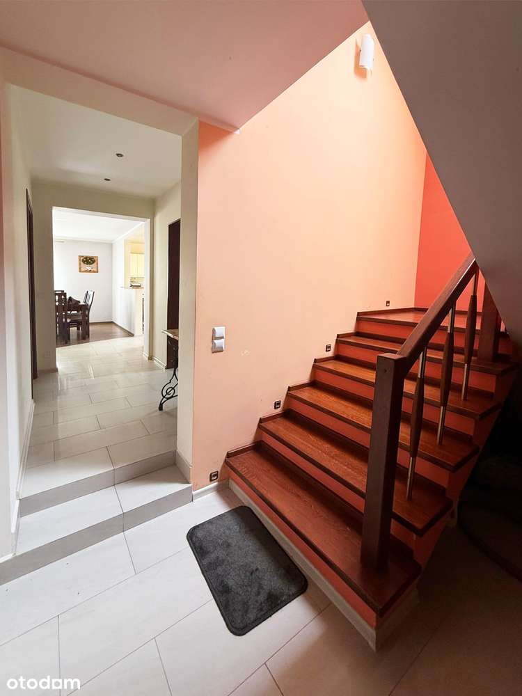 Dom 2012 rok/  132.5m2/ działka 4100m2 Adamów-9