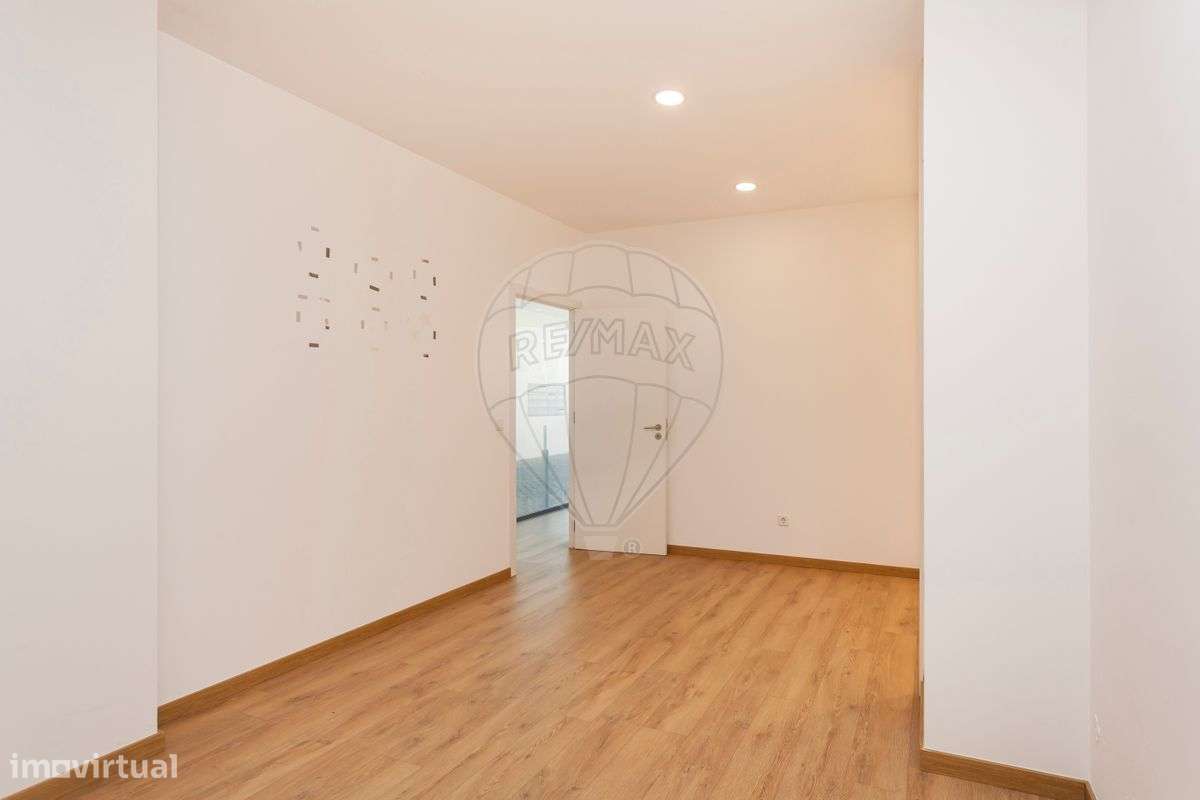 Loja  para arrendamento - Grande imagem: 5/35