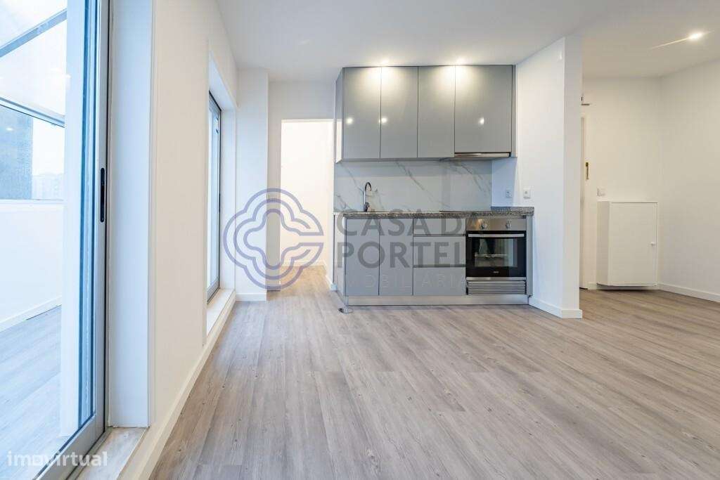 T2 recuado em Paranhos renovado na zona da Igreja da Areosa - Grande imagem: 5/16