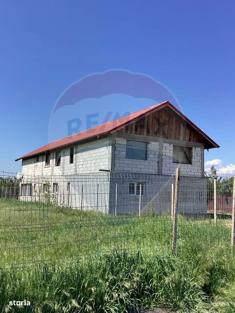 Vilă în Țegheș, com. Domnești (IF), regim P+1, acces rapid București-3