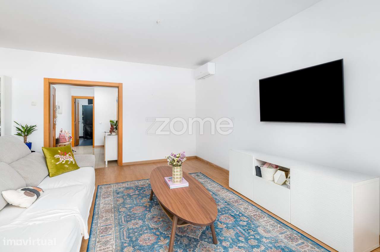 Apartamento T3 em Paio Pires-3
