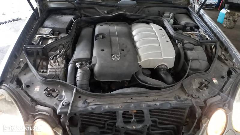 Motor Mercedes E270 cdi 647.961 com injeção - 3