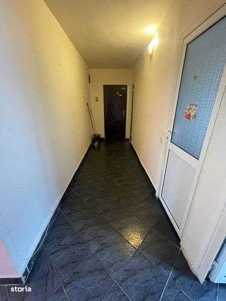 Apartament de vânzare - Imagine principală: 5/8