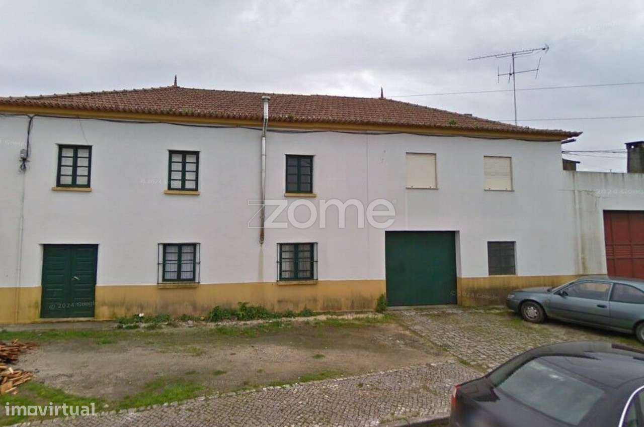 Moradia com Terreno de 2.585 m² | Potencial extraordinário - Grande imagem: 3/15