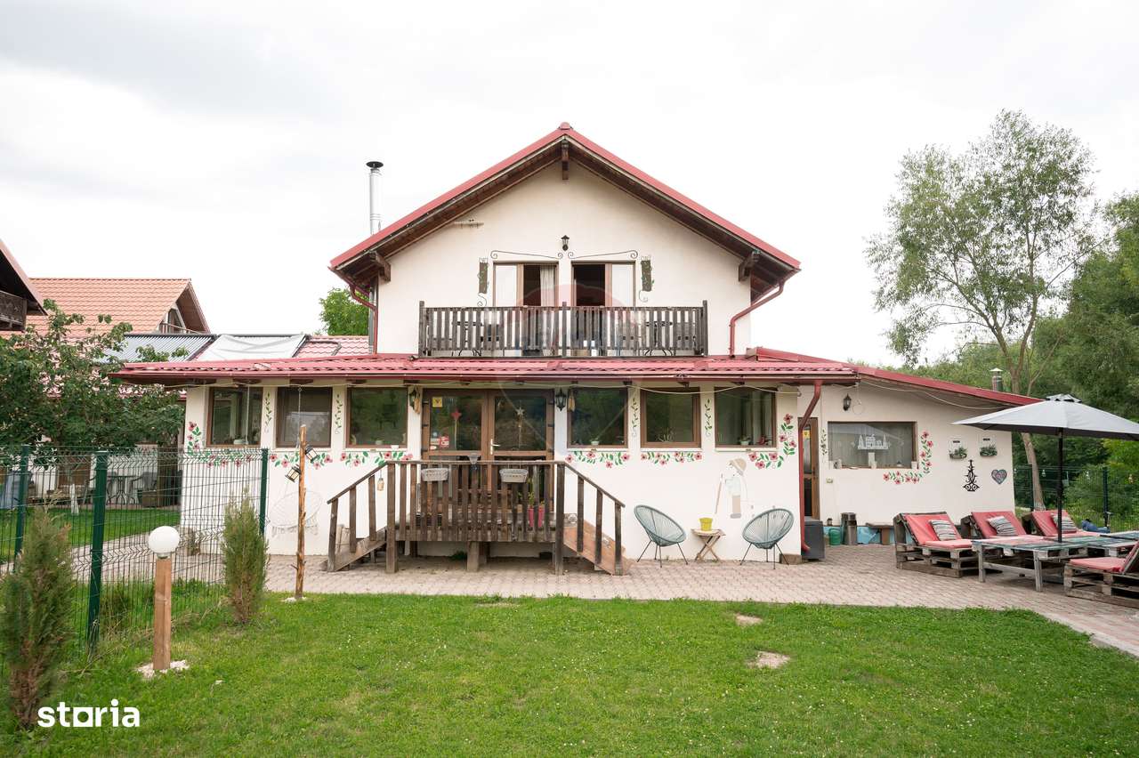 Casă de vacanță sau pensiune cu recenzii excelente, în Inima Branului - Imagine principală: 1/20