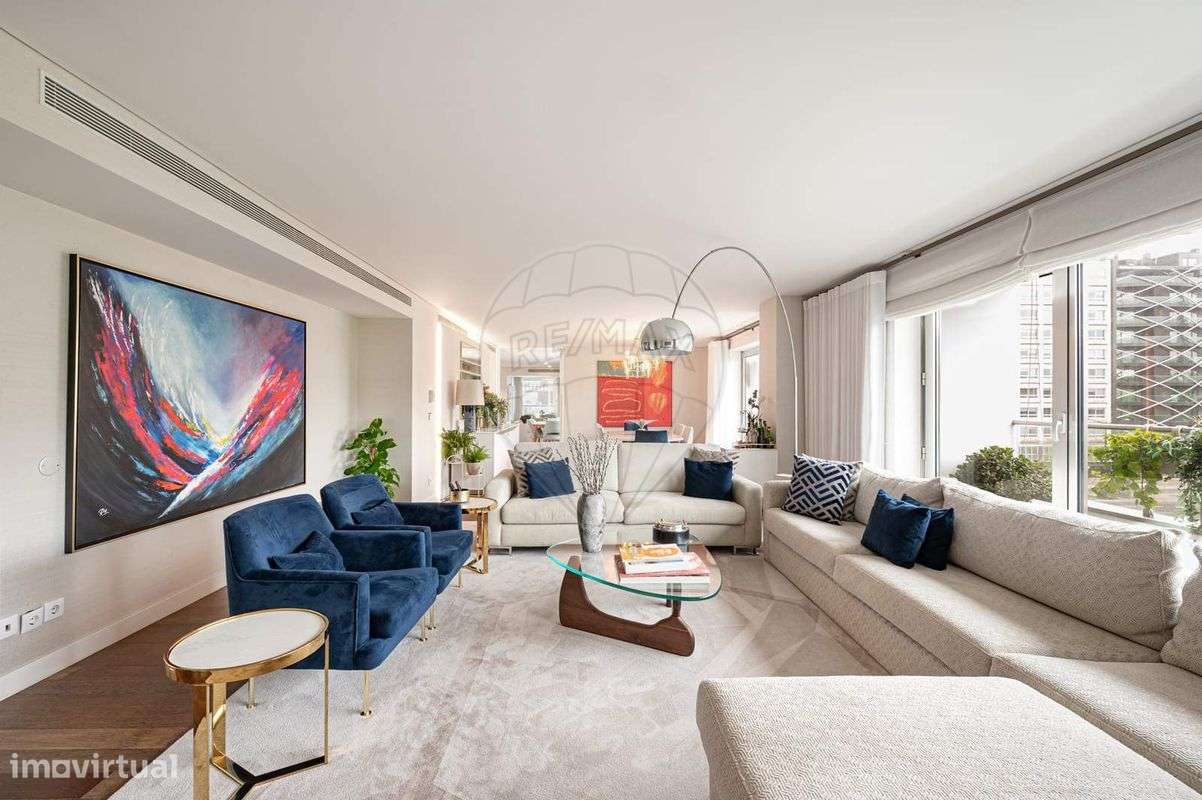 Apartamento T6 para venda - Grande imagem: 2/22