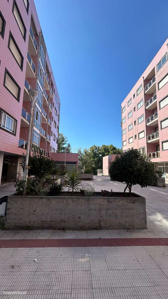 T1+1 no rés-do-chão | Edifício Palace, Fermentões – Guimarães-19