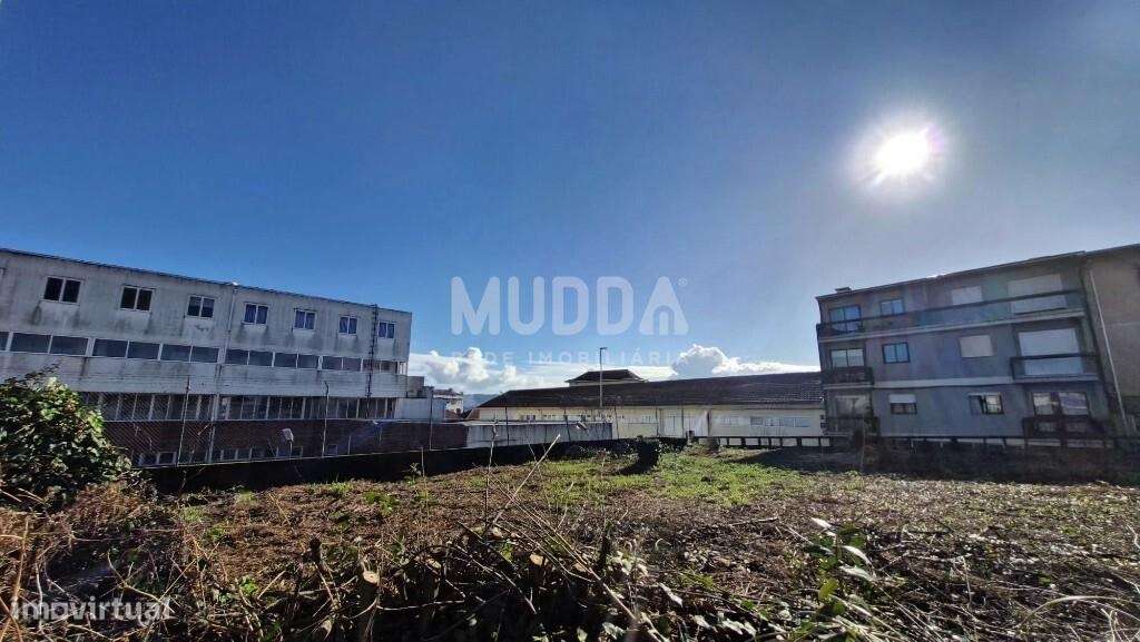INVESTIDORES - Terreno p/ Construção no Centro de São João da Madeira-22
