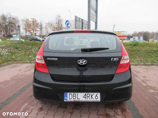 Hyundai I30 1.4 Base + - 13