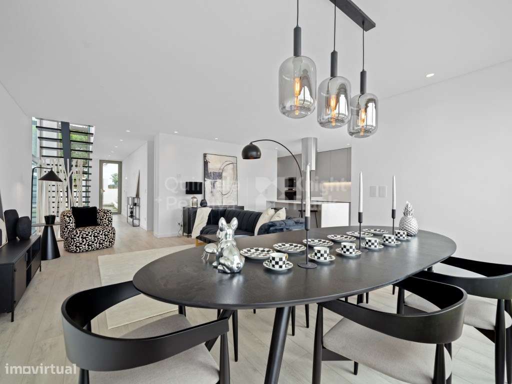 Moradia T3 independente com jardim e Piscina em Gouveia, Sintra - Grande imagem: 5/28