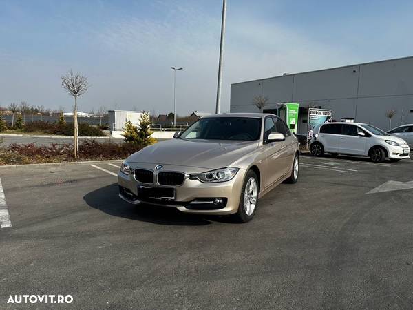 BMW Seria 3 320d xDrive DPF Touring Aut. Edition Sport - 13