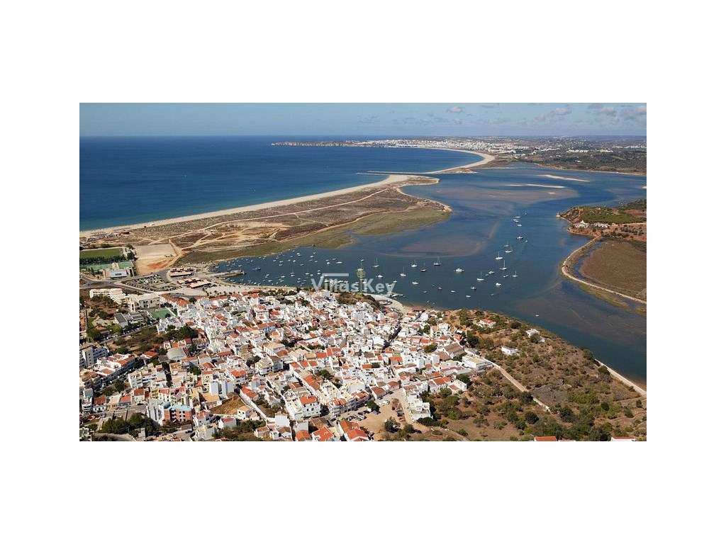 Moderno Apartamento de Tipologia T3 com quintal privado em Mexilhoe...-8