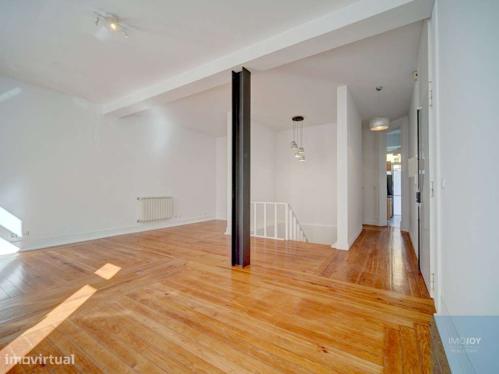 Apartamento T3 com terraço em Campo de Ourique - Grande imagem: 4/26