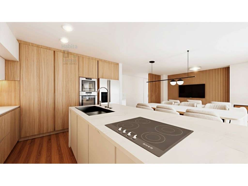 Espetacular Moradia T4 com Piscina e Jardim Exclusivo-9