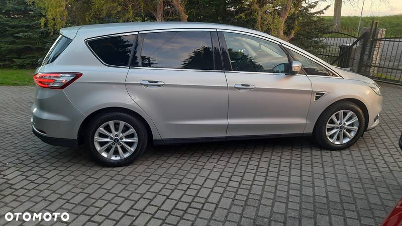 Ford S-Max 2.0 TDCi Titanium PowerShift - 15