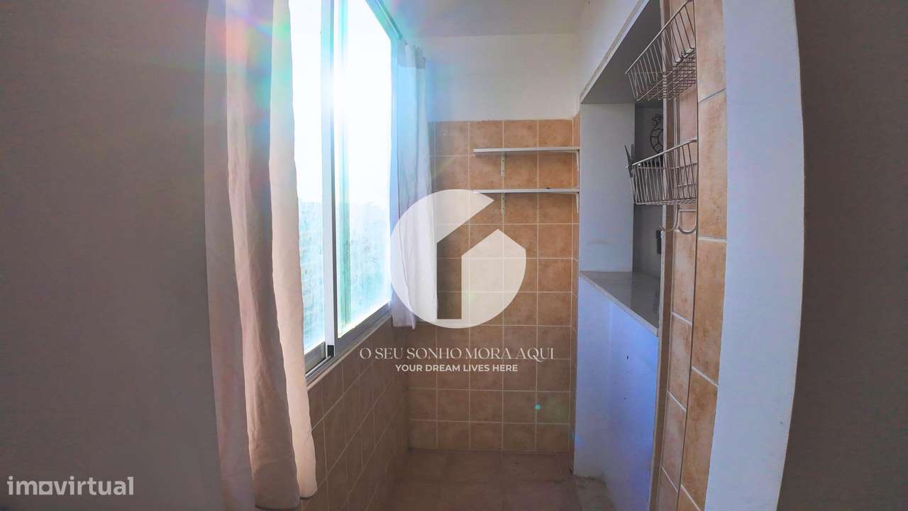 Apartamento T2 em Faro - Av. 5 de Outubro-8