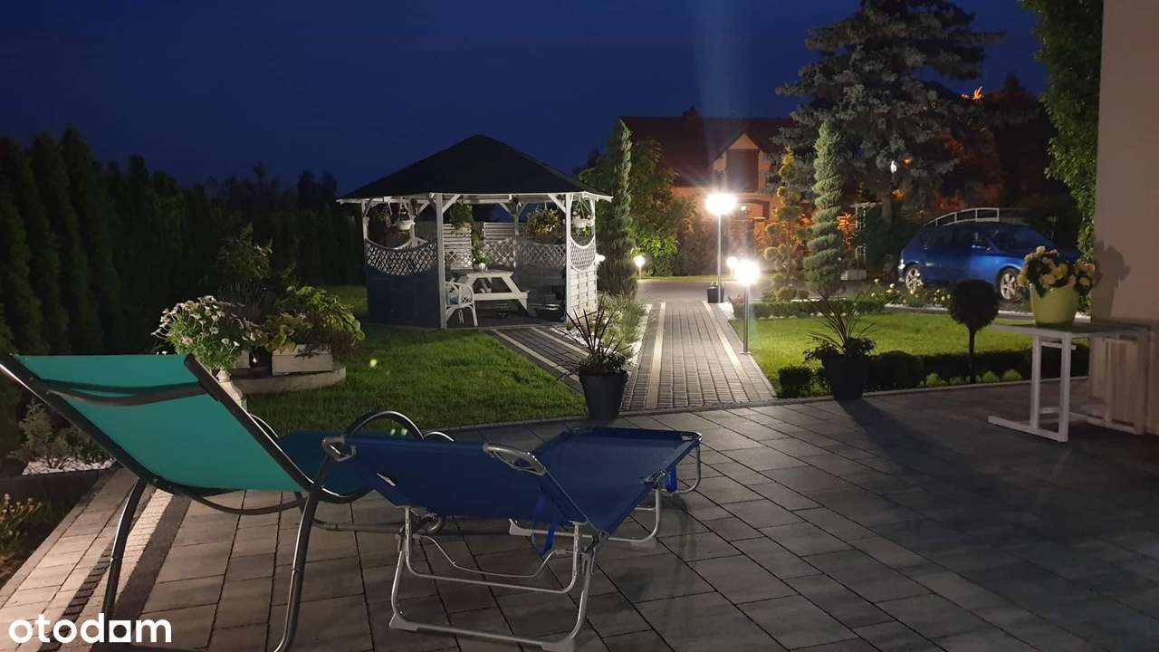 Ładny dom wolnostojący w Dąbrowie gotowy do zamieszkania-6