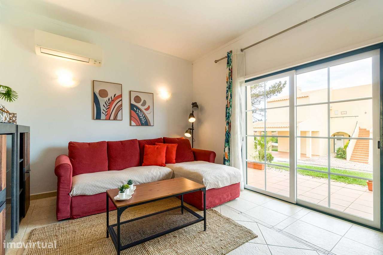 Apartamento térreo T2 na Galé-4