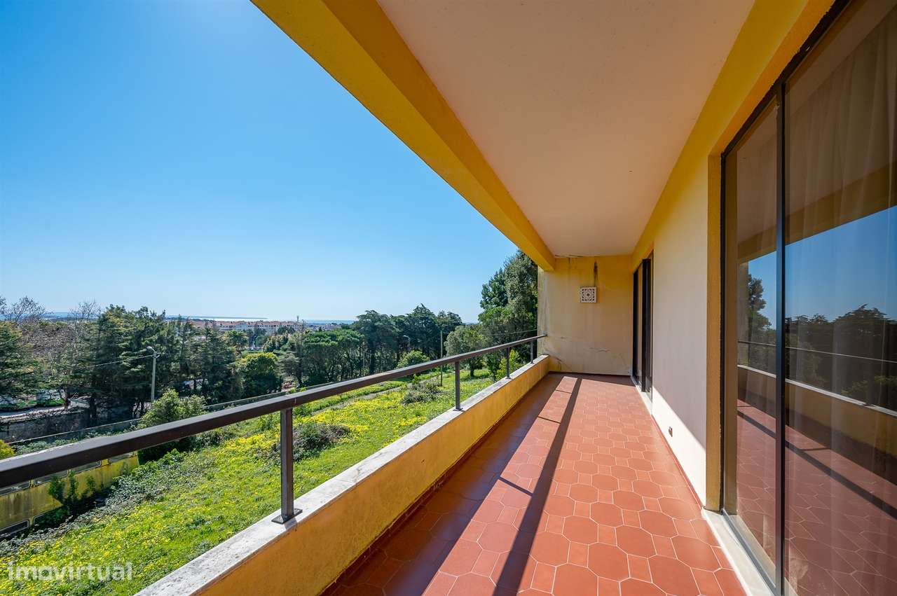 Moradia 10 assoalhadas com vista deslumbrante de Mar e de Serra.-8