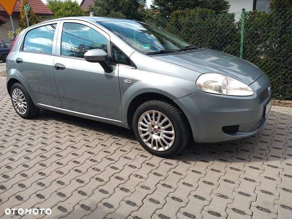 Fiat Grande Punto Gr Actual 1.2 8V Fresh - 3