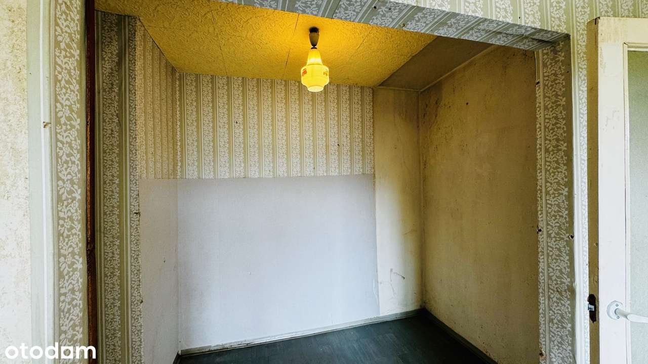 OBNIŻKA Kawalerka do remontu dobra lokalizacja SKOCZÓW-4