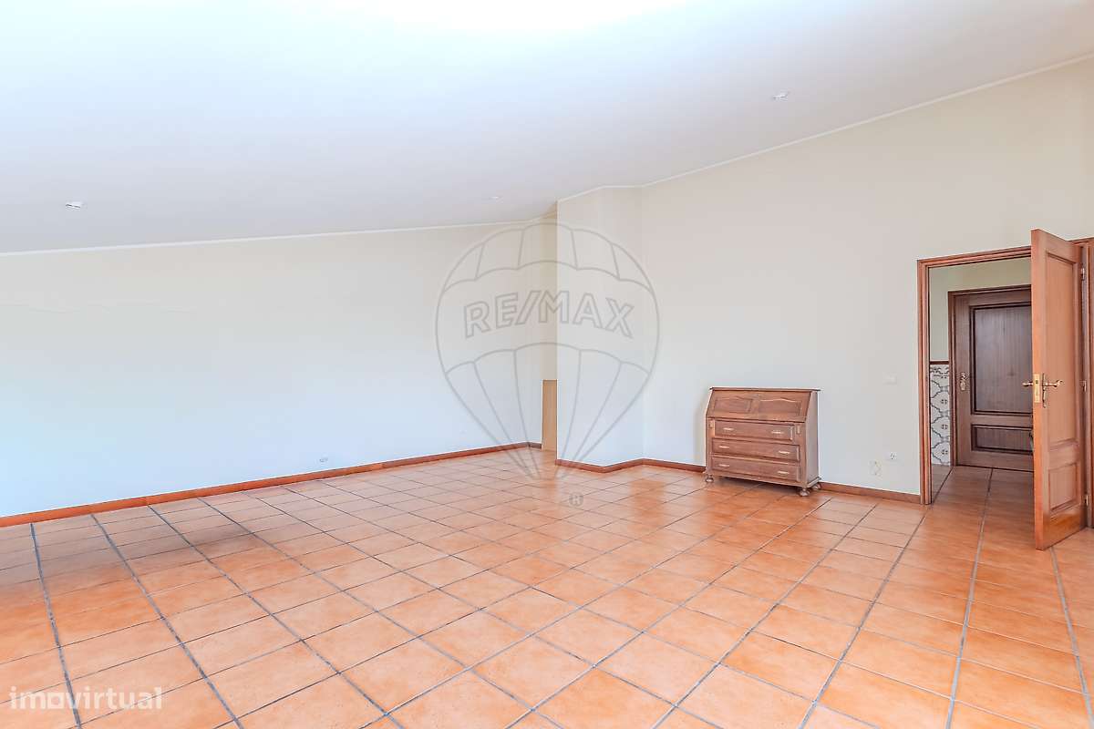 Moradia T4 para venda-23