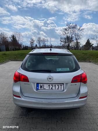 Opel Astra IV 1.4 T Enjoy - 4