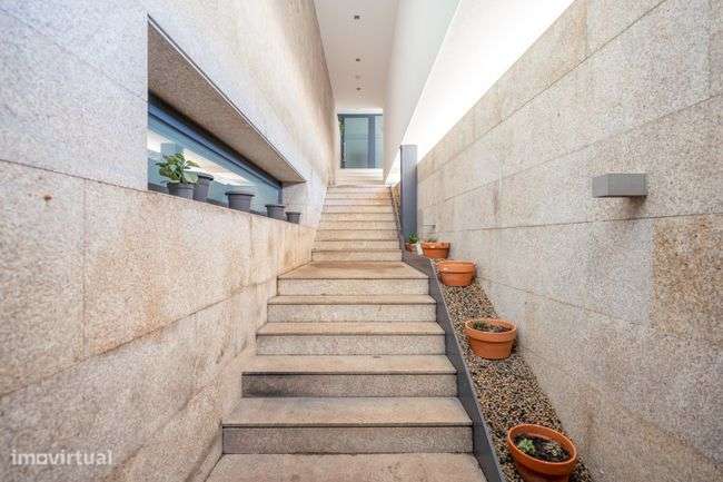 Moradia de Luxo para venda T4-43