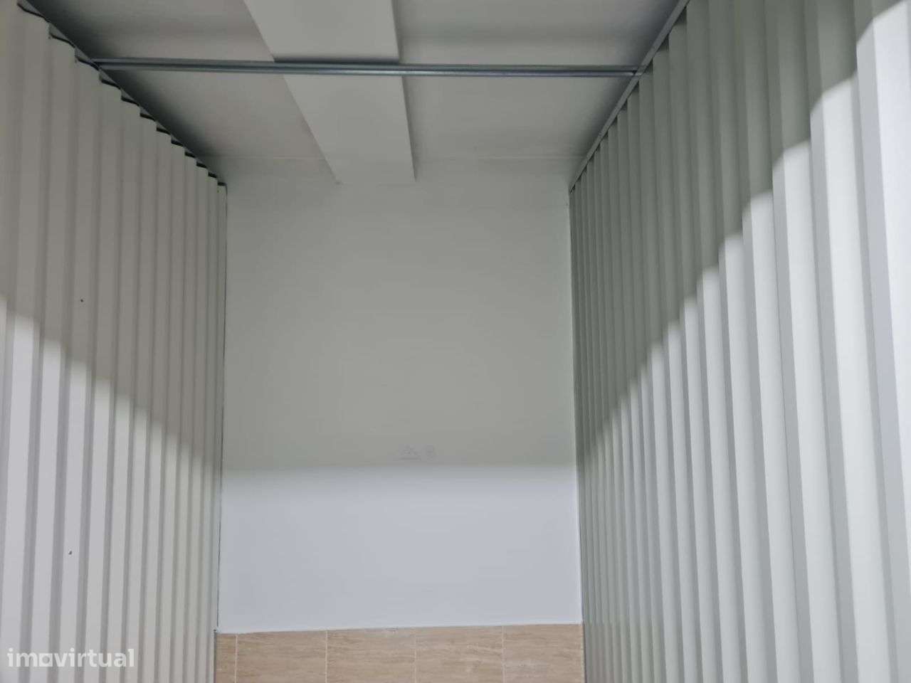 Garagem fechada - Grande imagem: 4/6