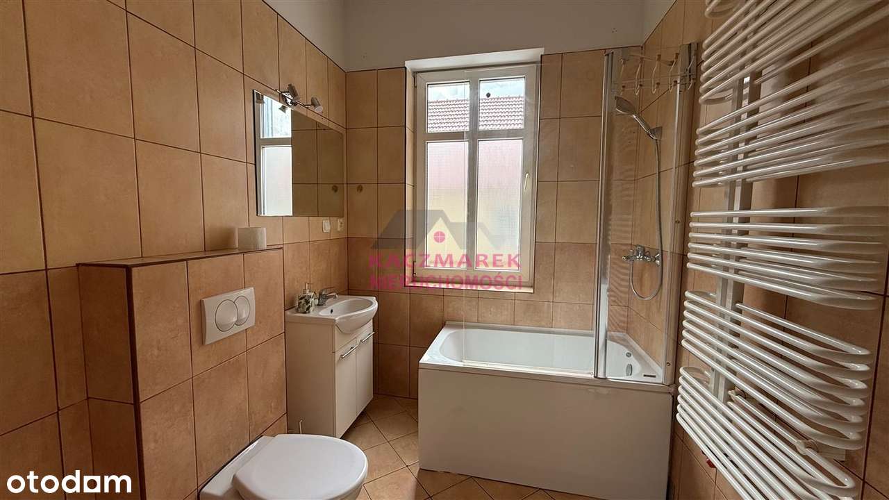 Inwestycyjna okazja w sercu Pszczyny!-5