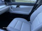 Mercedes-Benz Klasa C 200 CGI BlueEff Avantgarde - 16